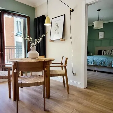 Komfortowy Apartament Przy Bramie Targowej Z Tarasem- Old Town Elblag Exterior photo